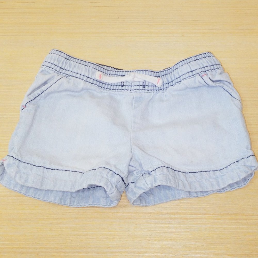 Cat & Jack Shorts in a 2T Jean Shorts uni-sex